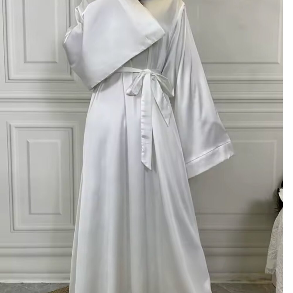 White silk abaya/muslim modest wear